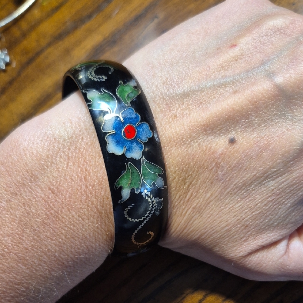 Antique Chinese Cloisonne Enamel Wide Bangle Bracelet